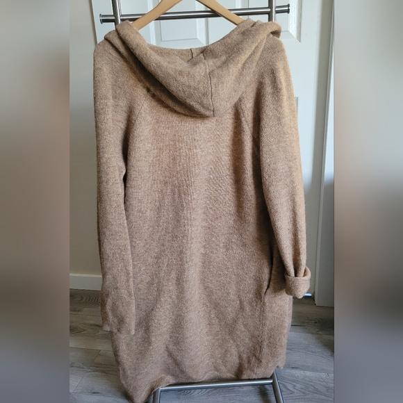 Aritzia (Babaton) Ammonius cardigan - Picture 7 of 7